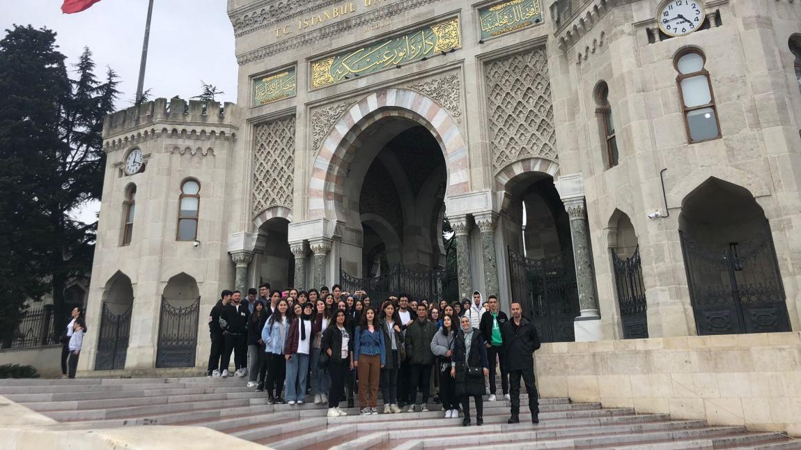 Son sınıf öğrencilerimizle İstanbul Üniversitesini ziyaret ettik.
